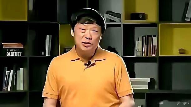 抓狐狸皮，见骨！《胡锡进被陈枫一个反问给难住了，回答也不是，不回答也不是。陈枫问的是：汤家凤讨论怎么