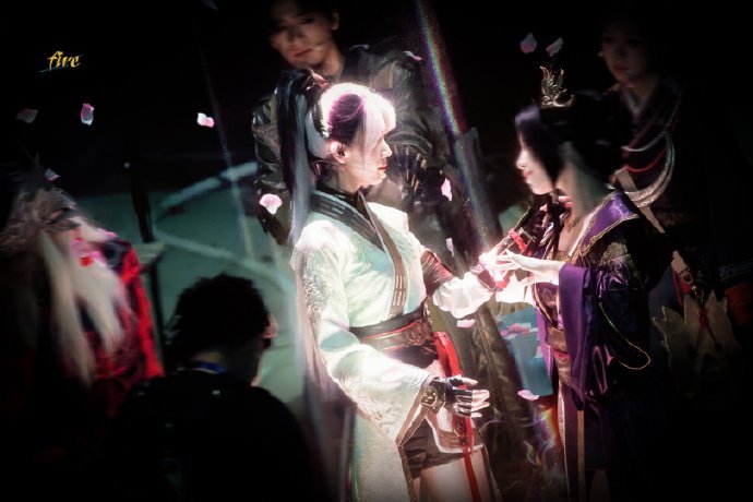 神图有了…陈瑶你能不能定期cos