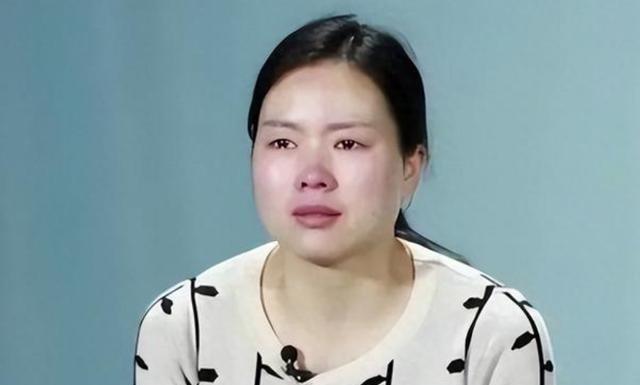 1992年，湖北1对夫妻自杀去世，留下仅6岁的女儿，25年后，女儿竟然不顾全村人