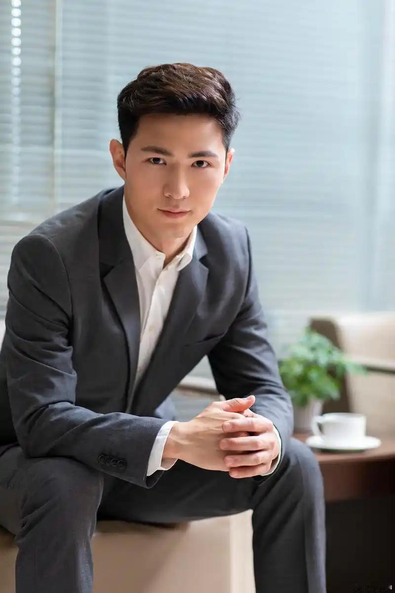 过来人的经验分享：1．买过车，才知道，车只是个代步工具。2．买过房，才知道，3