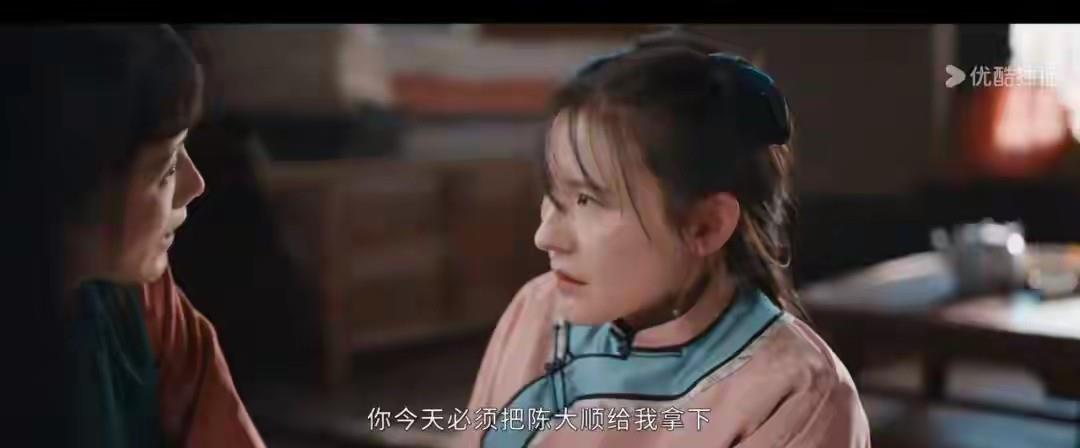 演员还是原装的好，这就是动刀和自然脸的区别近日，39岁的演员热依扎因为在电视剧