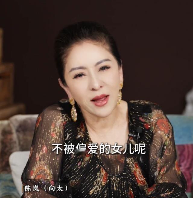 向太的小儿子向佑从小被捧在手心要什么给什么，向太自己后来都说养废了很后悔。而徐家那边，撑起整个家的从