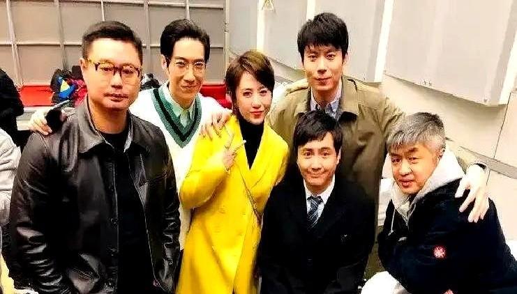 贾玲54亿票房的庆功宴，还没散场，人就先走了。张小斐、许君聪，这些大碗娱乐的元