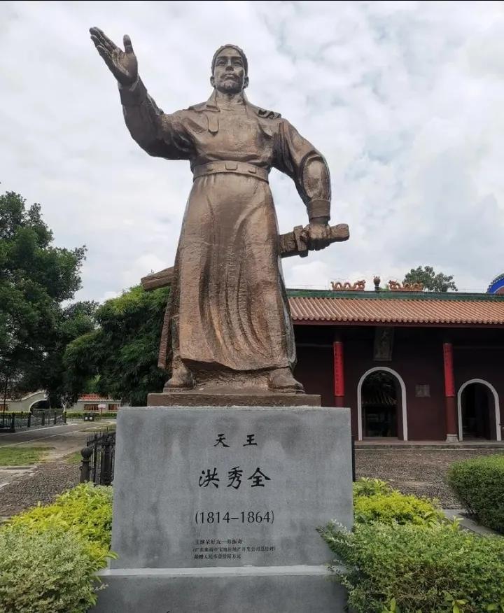 洪秀全只需要做一件事就能让清朝迅速灭亡，可惜他不仅没做这件事，反而一直在与这件事