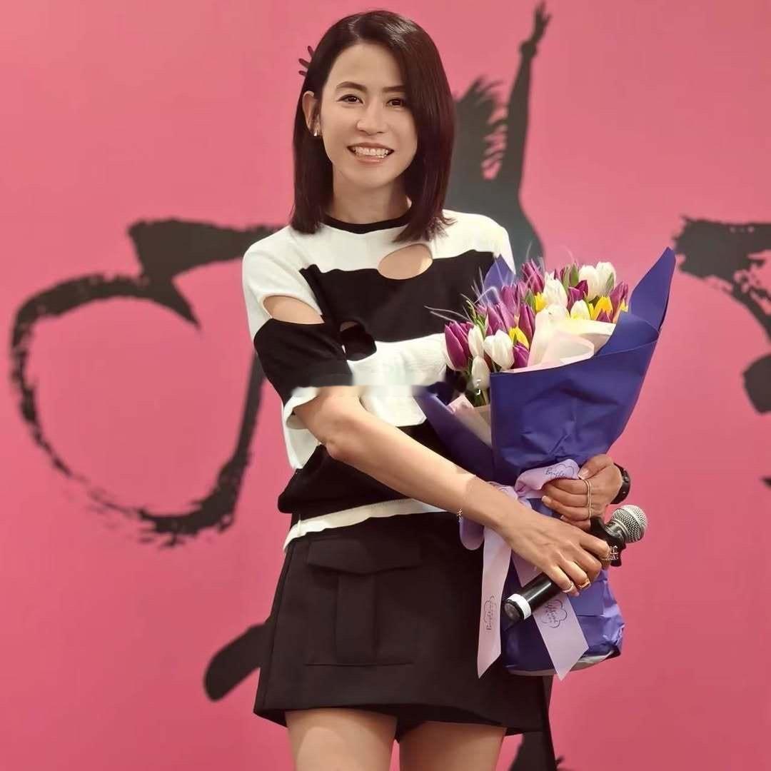 宣萱55岁生日，举办生日会和粉丝们一起庆祝。​​​