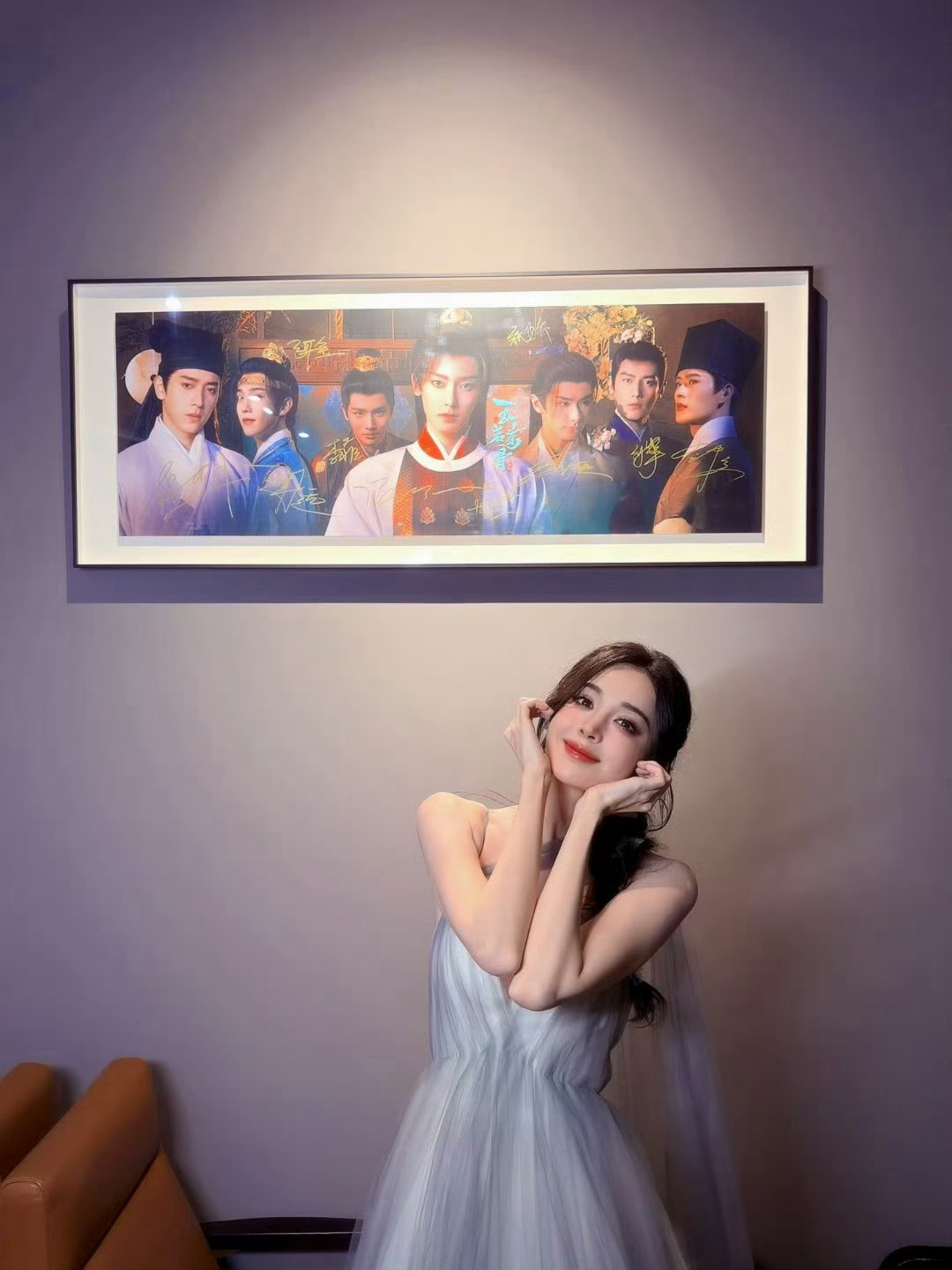 娜扎想把这三幅画搬回家，我想把你搬回家