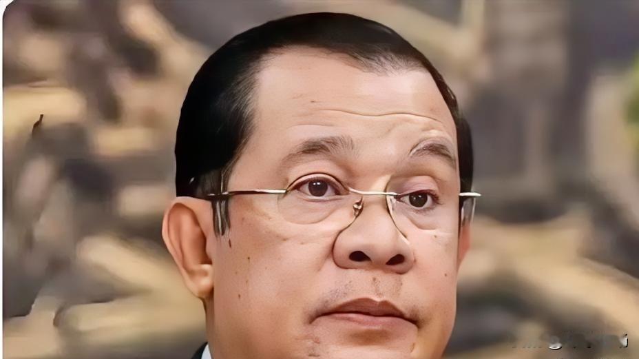 看到柬埔寨在拆中文招牌，第一反应不是愤怒，反倒是有点不解。他们为什么要这么干？