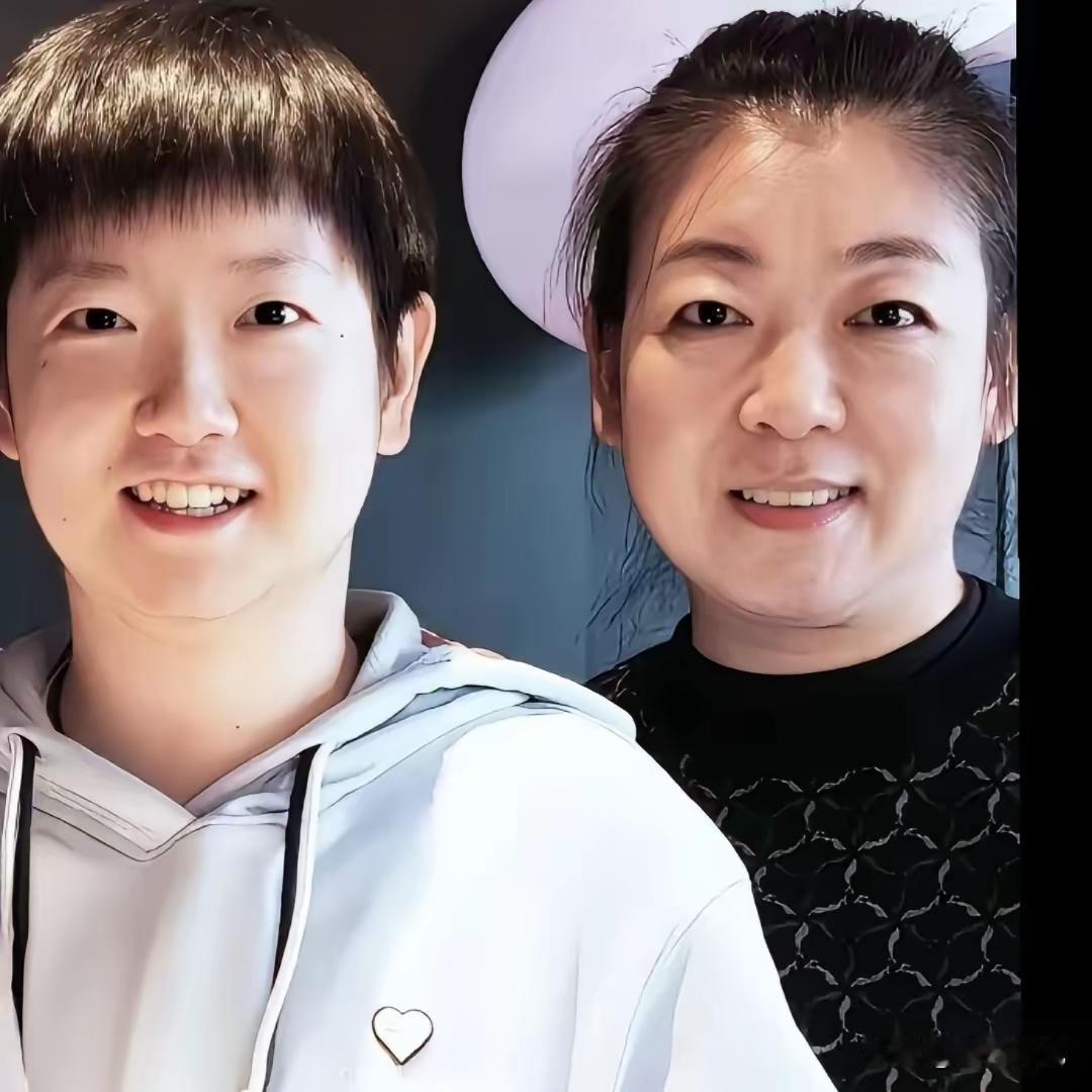 网友说：孙颖莎父母上辈子是修了几世的福，才生出这么优秀的女儿！这要是放在古代，