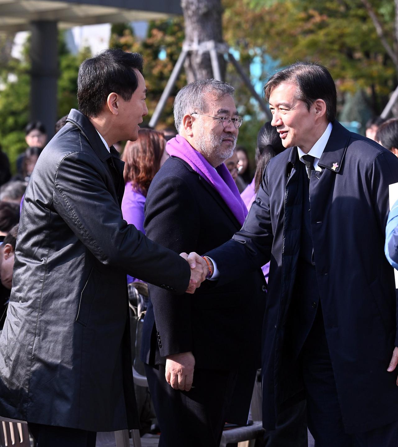 韩国媒体消息，首尔市长吴世勋将首尔房价暴涨归因于“消费券”，祖国革新党紧急对策委