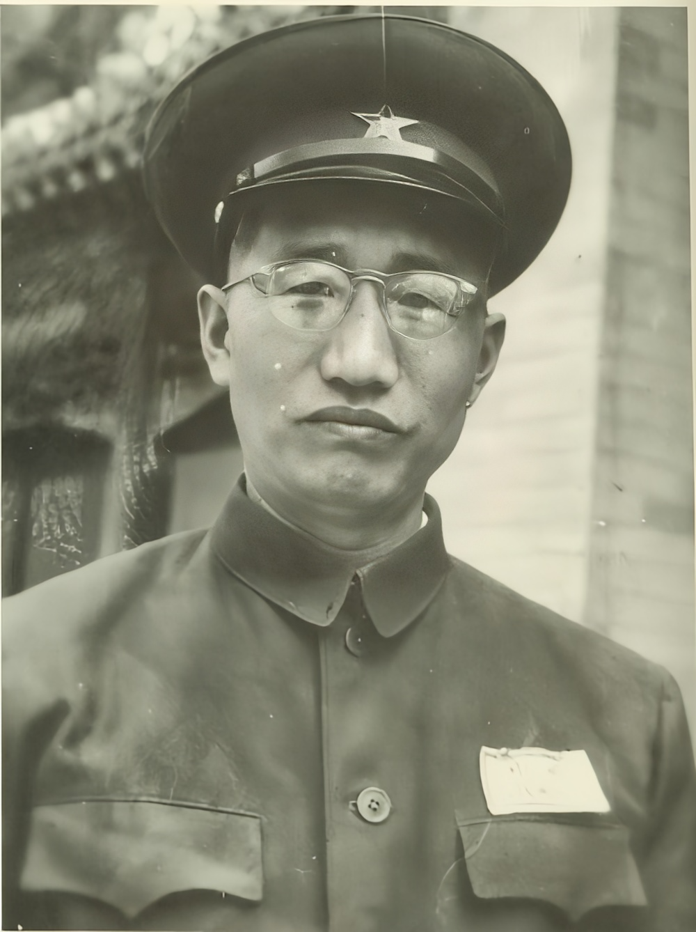 徐向前元帅战功赫赫，评元帅当之无愧，却也有两大短板。第一，徐向前从抗日战争到解放