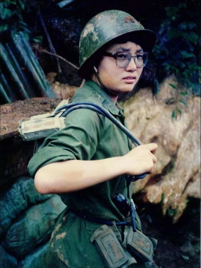 1986年，23岁女医护刘亚玲以回家探亲为由，向医院请假，谁知她居然偷偷溜到了老