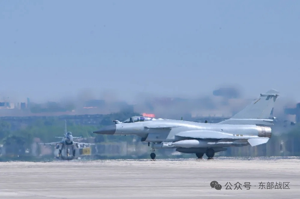 今日猛龙东空某旅“太行”歼-10C/S