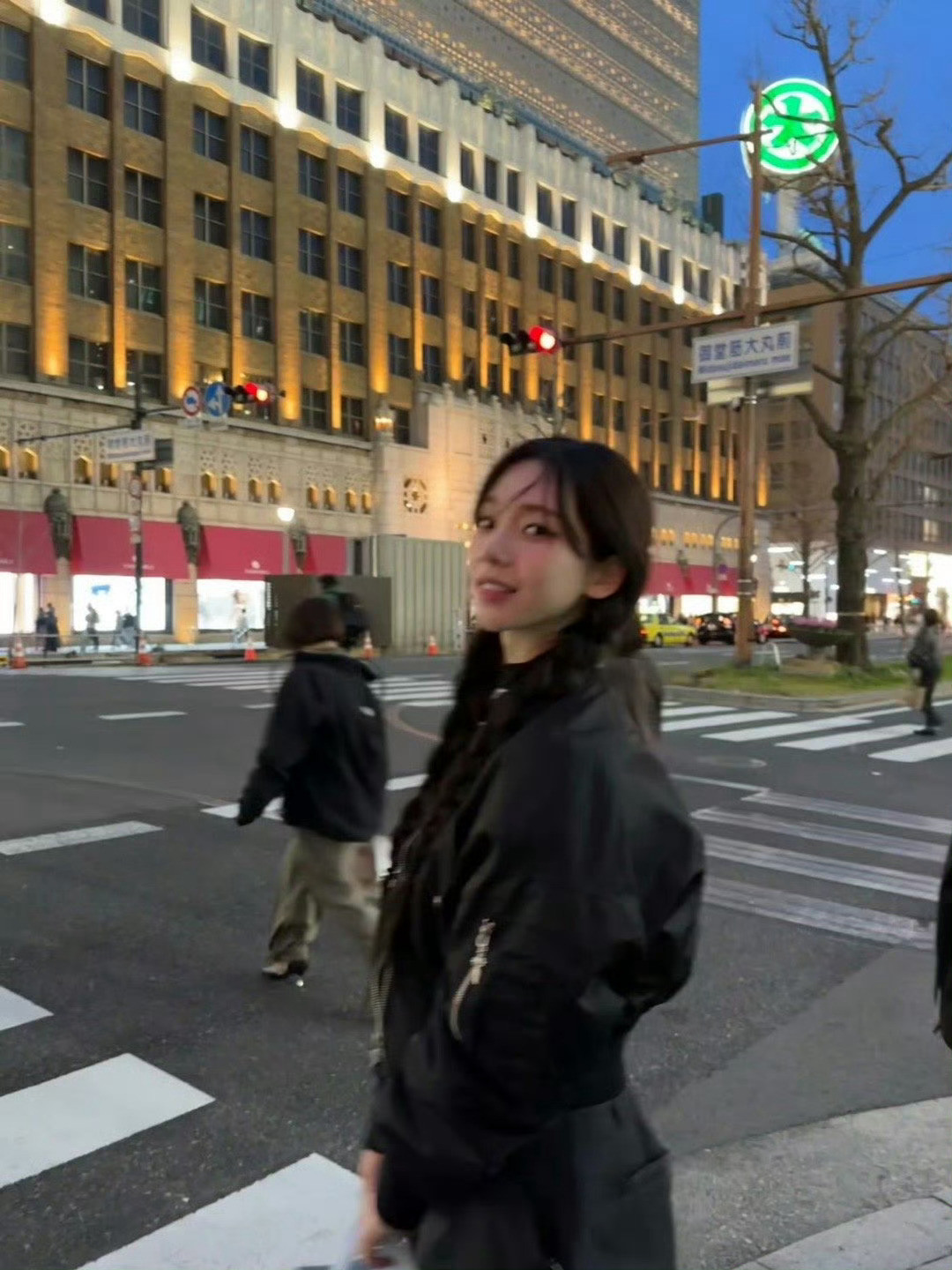 柳智敏的旅行游客照生命力治愈一切