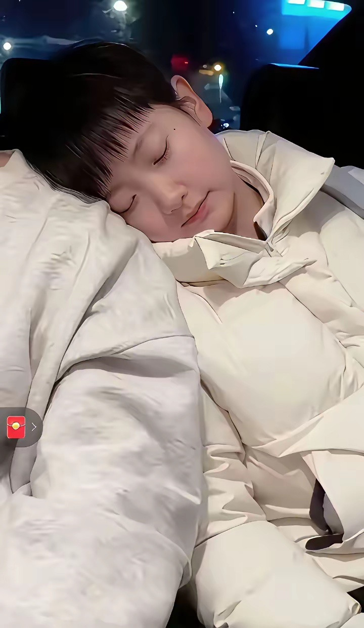 莎莎:许的什么愿大头:许下辈子还能遇见你下辈子还要爱你还要打球