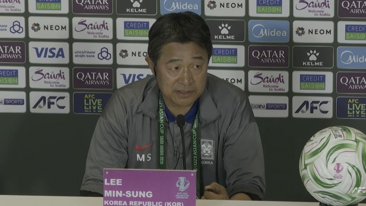 韩国U23主帅: 踢日本上半场我们太保守了, 不进球不可能赢得比赛