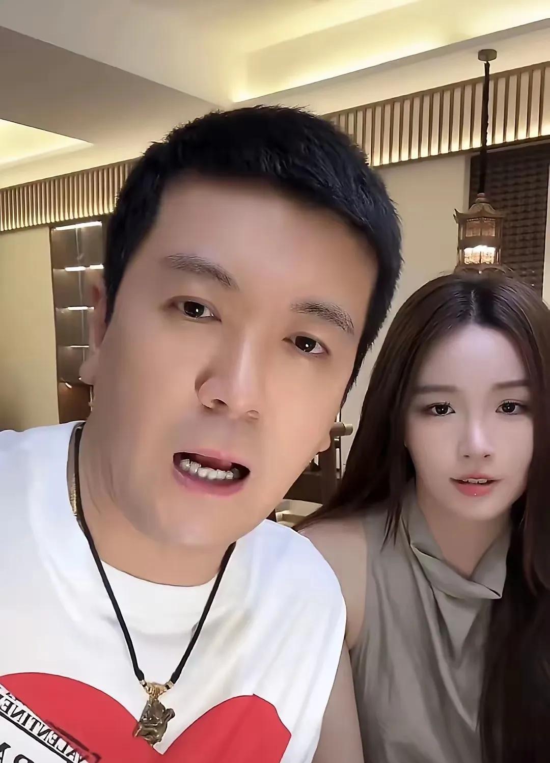 男人只要有钱，就不用愁没有年轻漂亮的女人。比如87岁的画家范曾和37岁的妻子徐