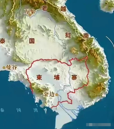 有些国家穷，是很难理解的，就比如柬埔寨，18万平方公里的土地，75%是平原，人口