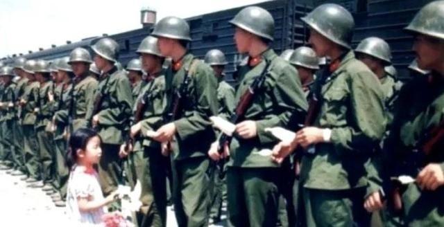 1980年以前的步兵班，战时携带多少发子弹？咱们先说说1980年以前，中国人民解