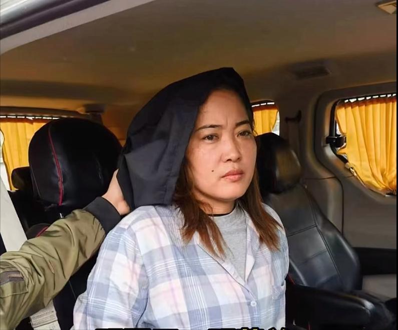 缅北四大家族看着怪吓人——养着私兵盖着园区，结果中方通缉令一出，被无人机和同盟军