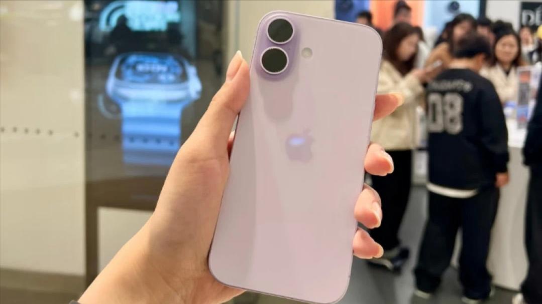 一台苹果手机最长能用几年?不吹不黑，我个人觉得，一台苹果手机在日常使用的情况下，