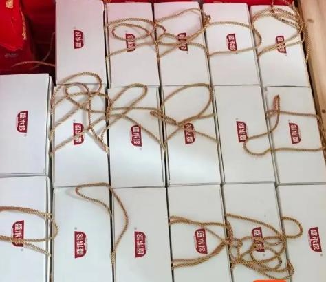 “吃相太难看了！”海南海口，一男子连续2天，花11730元，在一家连锁超市的19