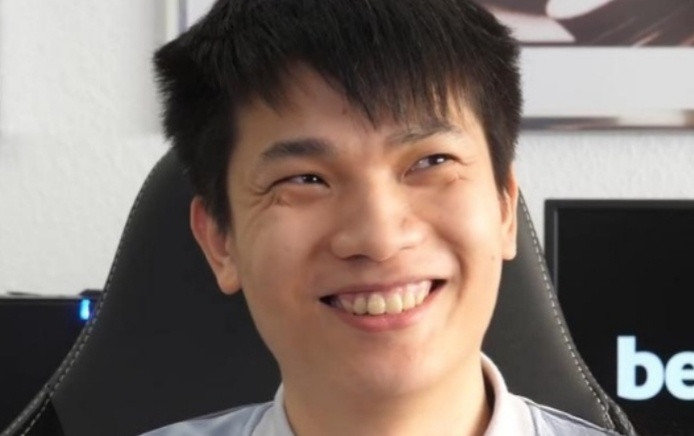 阿兹海默重度患者卡神问他的朋友们（dy、maps、pyw）祭品现在能不能给远程英