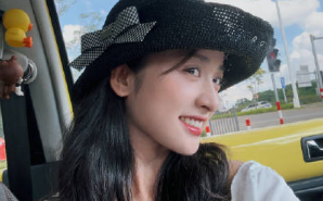 周末跟着沈月过！爆笑整活+美食治愈，双倍的快乐等你来解锁！​​​