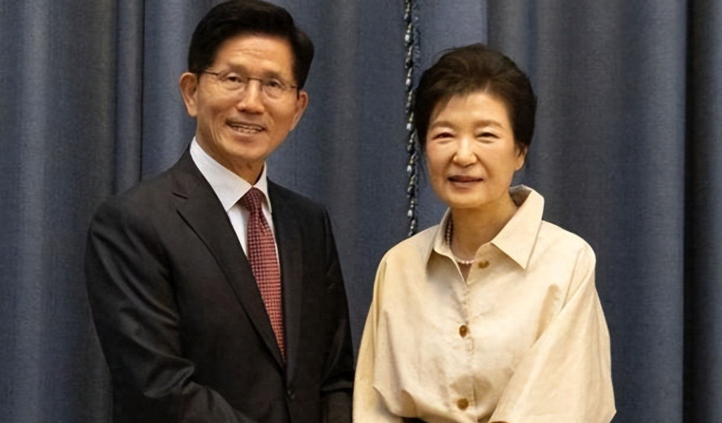 朴槿惠：过去的事就让它过去---