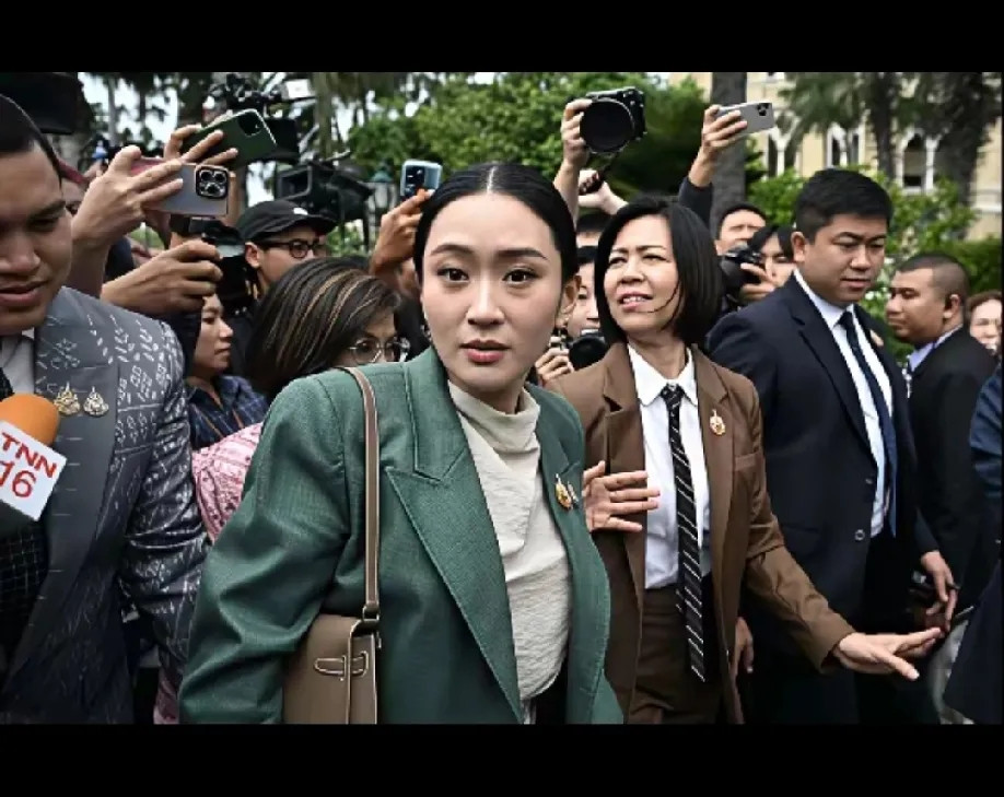 泰王在7月3日正式批准佩通坦及其新内阁名单！尽管宪法法院以7比2的投票结果决定