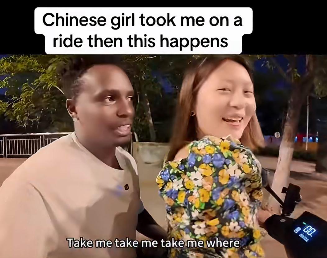 一非洲留学生武汉街头和中国女朋友兜风的视频引爆外网，很多人纷纷留言要来中国。他们