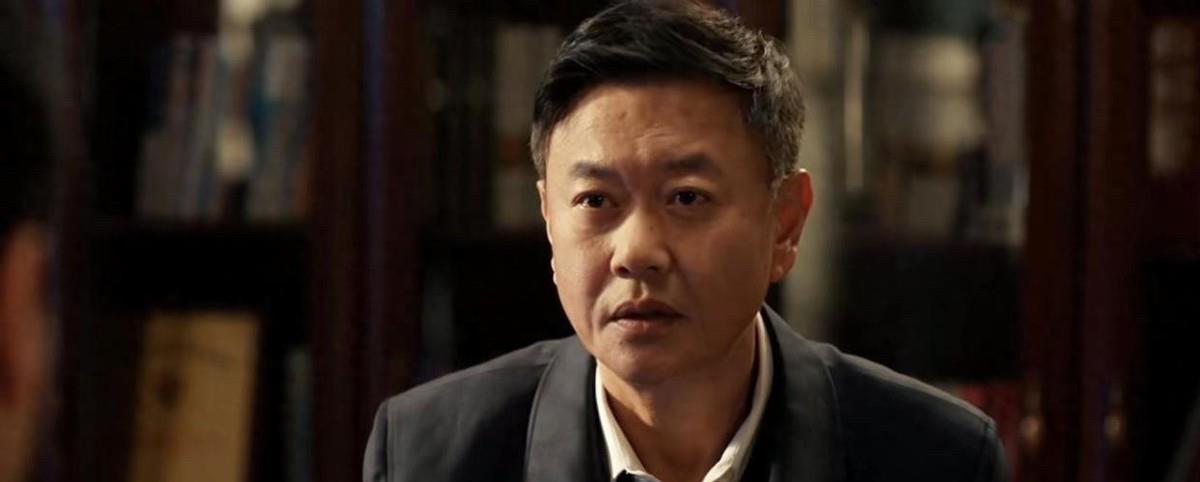 许言午才是《以法之名》中最精的人？表面上他是“老好人”，对谁都笑眯眯，不争不抢