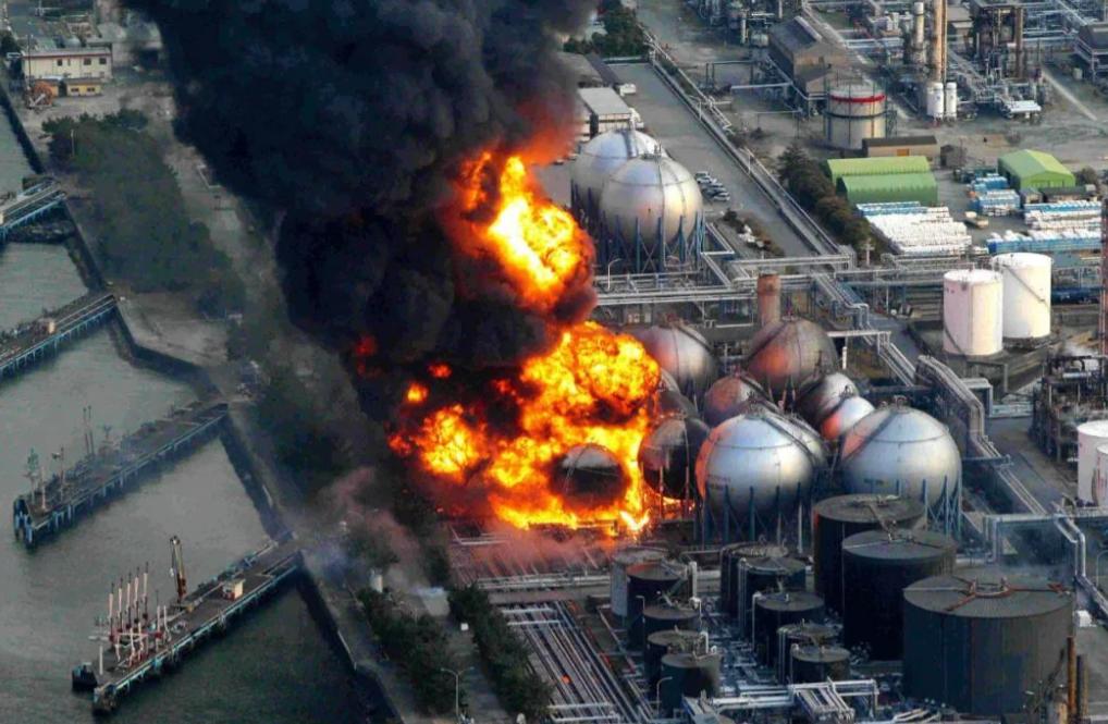 扛不住了，今天伊朗作出重大承诺！今天是2026年2月15日，星期日，是春节假