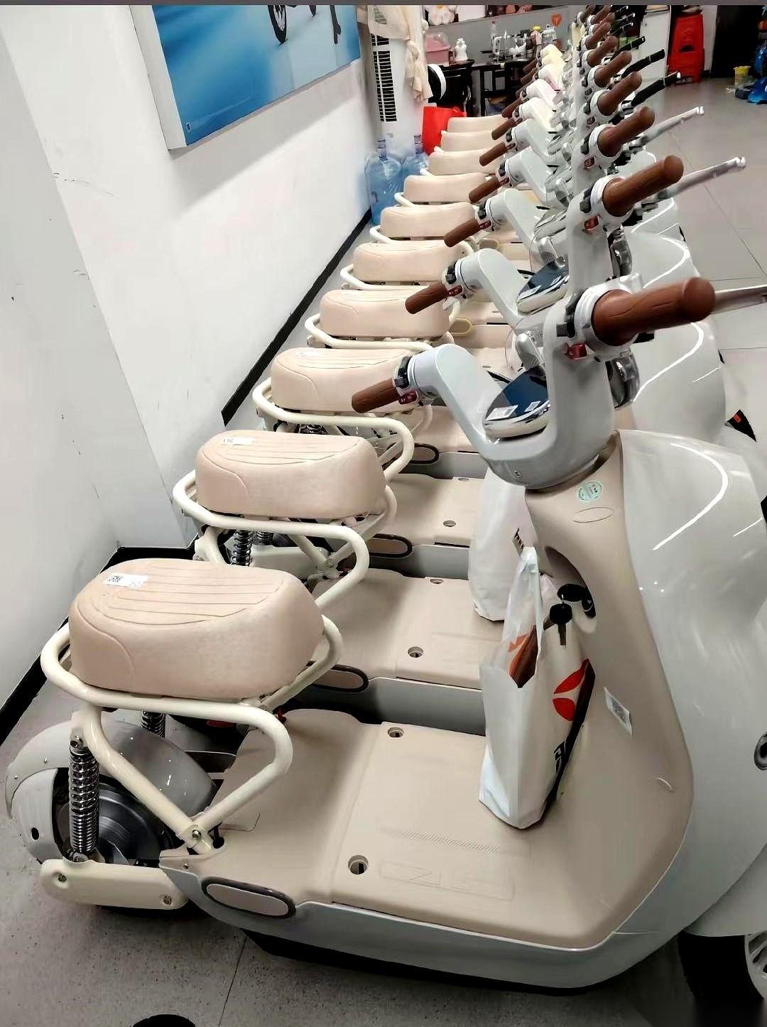 00后那句“既然没法载孩子，那索性不生了”，我直接一个拍案叫绝。真的，我愣是想