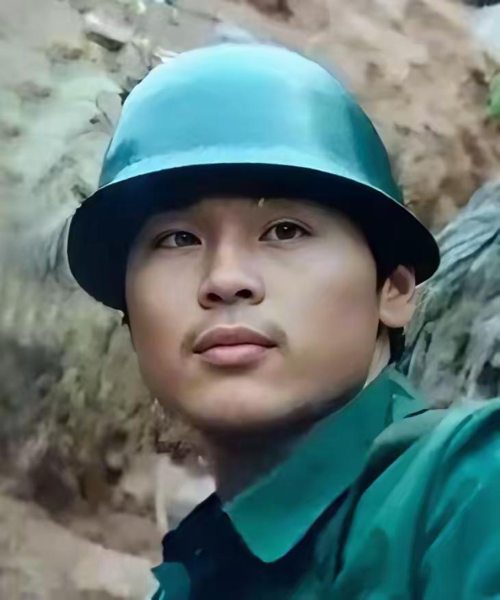 老山一等功臣刘海洋，安徽省太和县人，1980年入伍，1982年考入济南陆军学校，