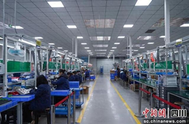 雅安雨城: 制造全国30%重卡的“神经中枢”