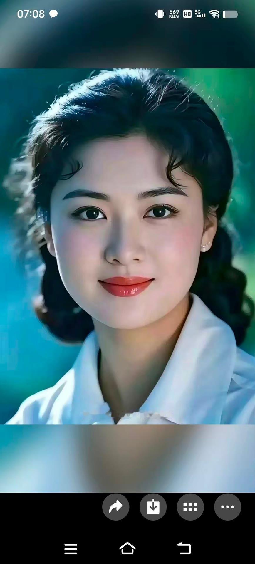 元气少女，清新脱俗，微笑动人！