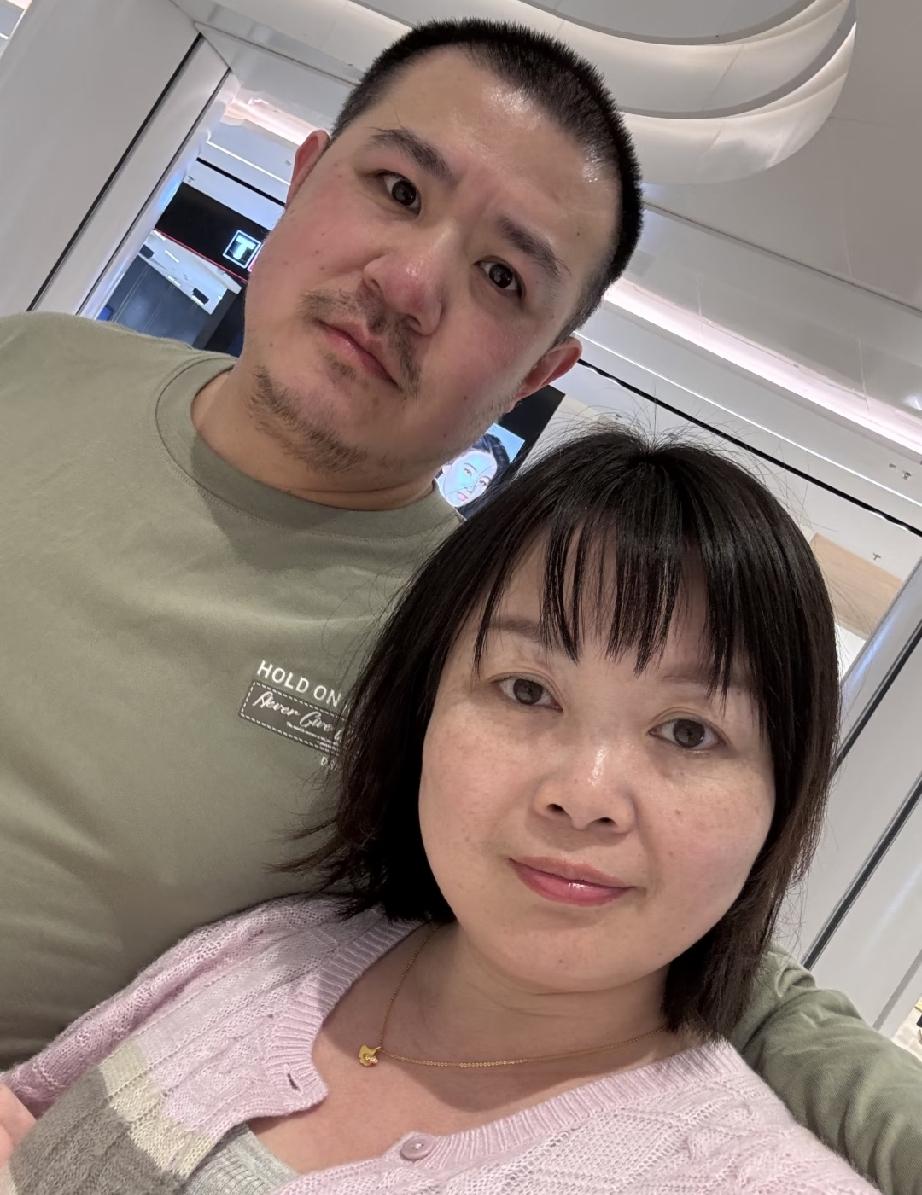 我有两个时间段，对我老公厌恶至极。第一个时间段，就是我生完孩子后，公婆过来帮
