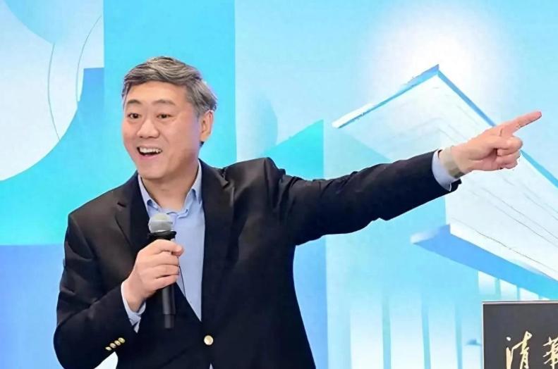 清华教授李稻葵说出了最实在的民生大实话，坚决反对养老政策无限拖延。一辈子默默奉献