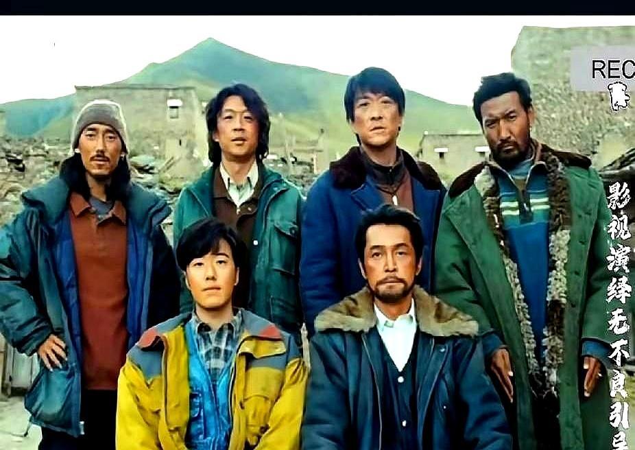 他抱着队长的冰雕尸体，在零下40度的无人区，走了两天两夜。可谁能想到，这个