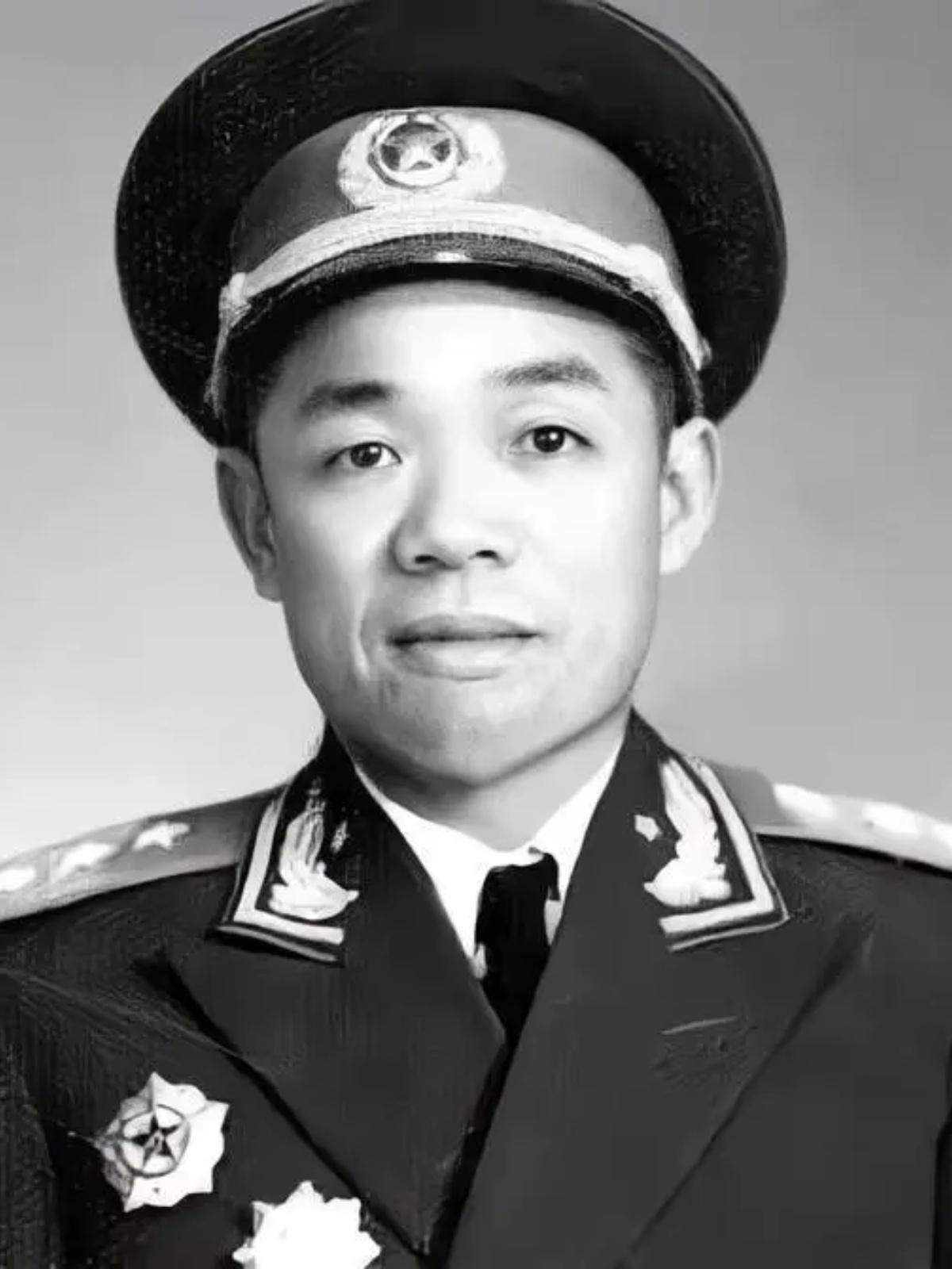 长征后只是营长，抗战“歇”了4年，韩先楚凭啥能成开国上将？ 在诸多开