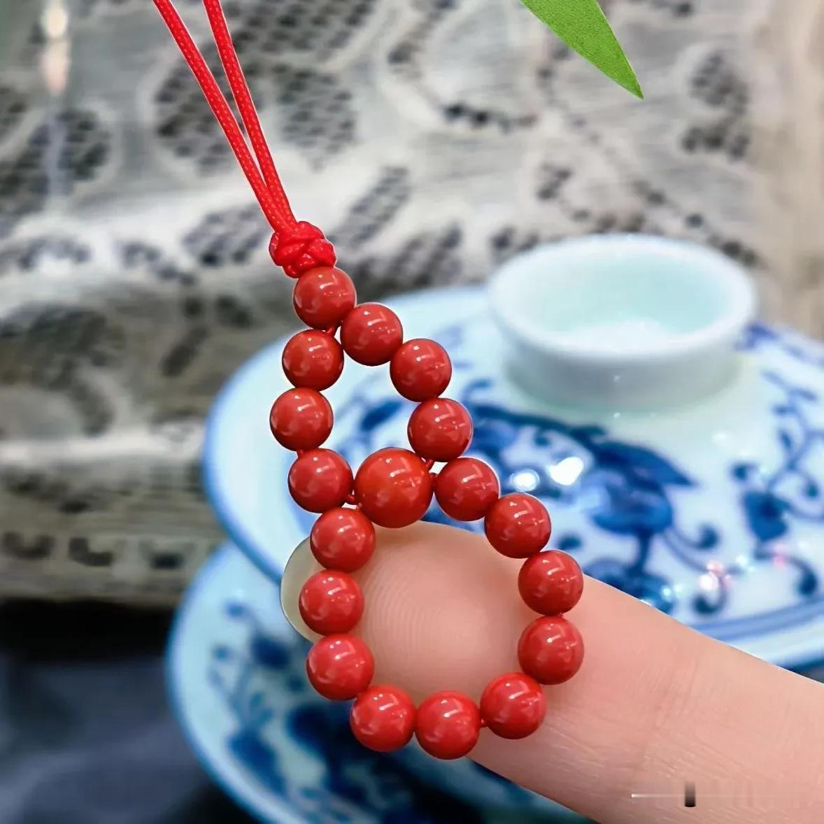 男人有了外遇，最可怜的是妻子，因为这个时候的男人最可怕，他会突然间就失踪了