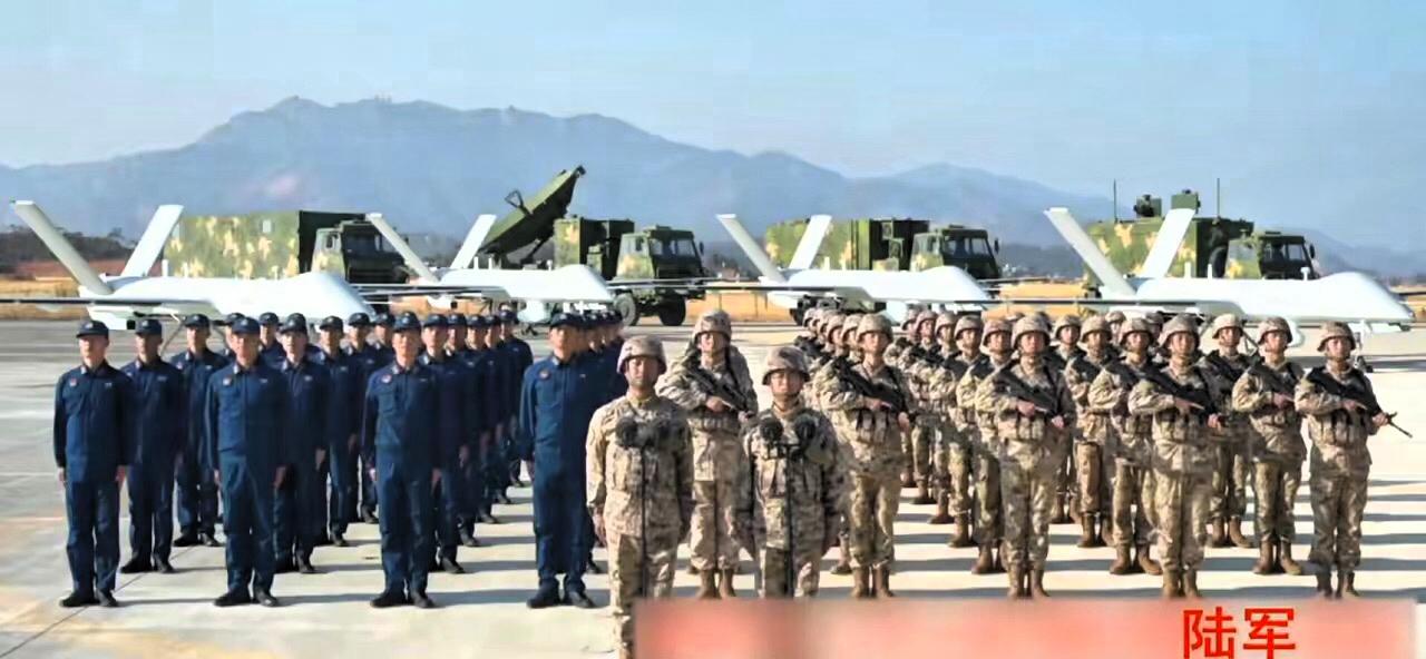 这还是我们认识的陆军吗？反差感直接拉满！往年这个时候，总觉得陆军亮相就是