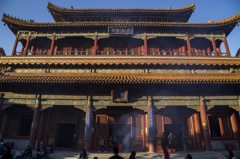 康熙选雍正，就是为了乾隆，选一帝保三代，眼光长远！很多人都说，当年九子夺嫡