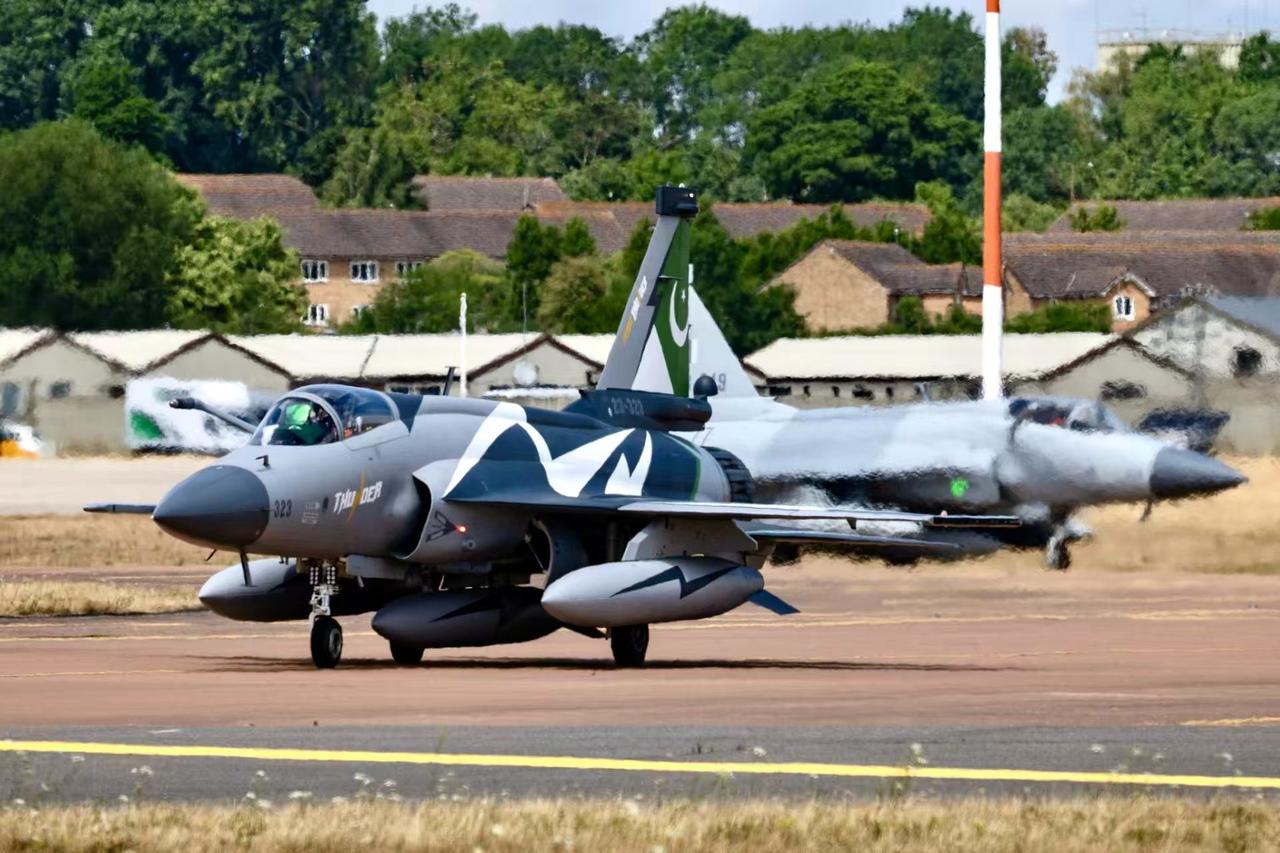 巴基斯坦军火2025年，获得近100亿美元出口合同！核心是实战背书、中国技术+本