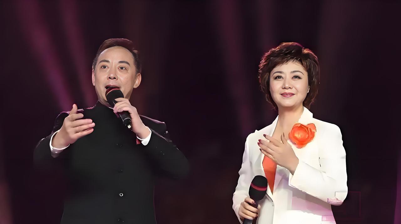 #明星#近日，于魁智与李胜素两位京剧名家，因为天津的刘桂娟，再次登上了风口浪尖