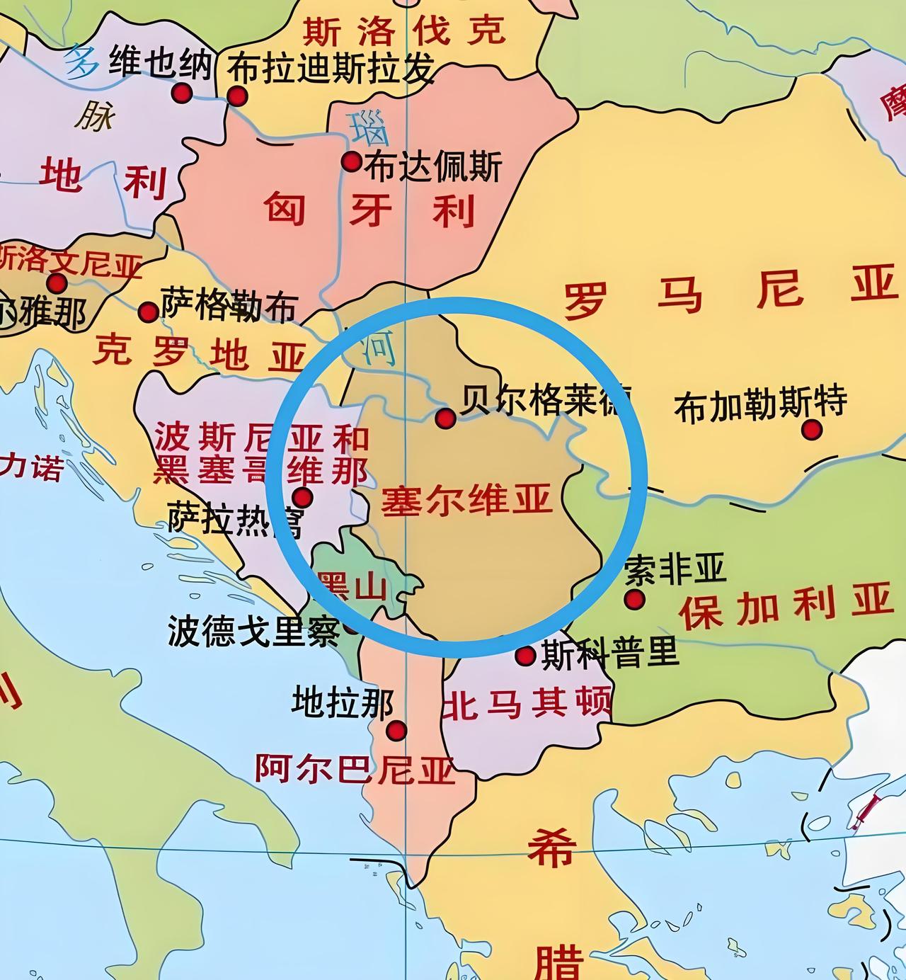 塞尔维亚又闹腾起来！现在我只能说，美欧颜革那一套在小国确实还挺好用的，不知道这一