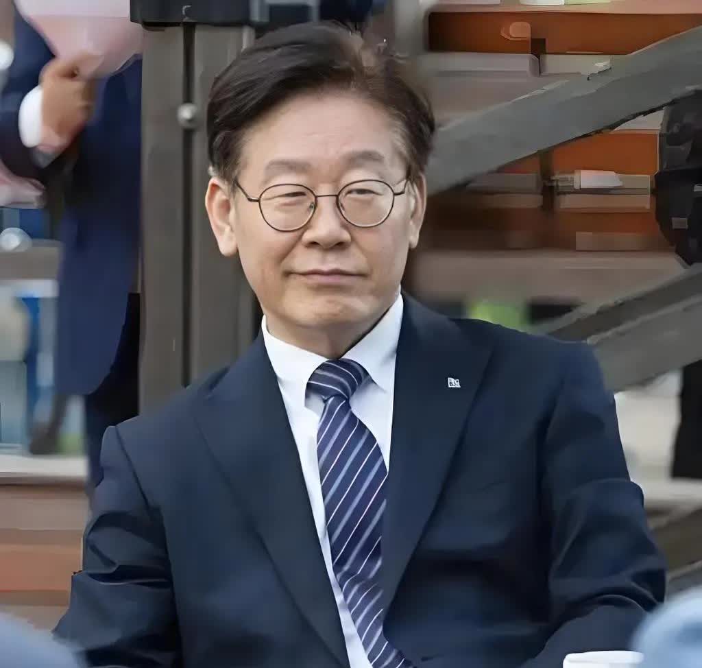 真不怪李在明对尹锡悦夫妇狠心，因为对他们仁慈就等同于慢性自杀！韩国之所以有“