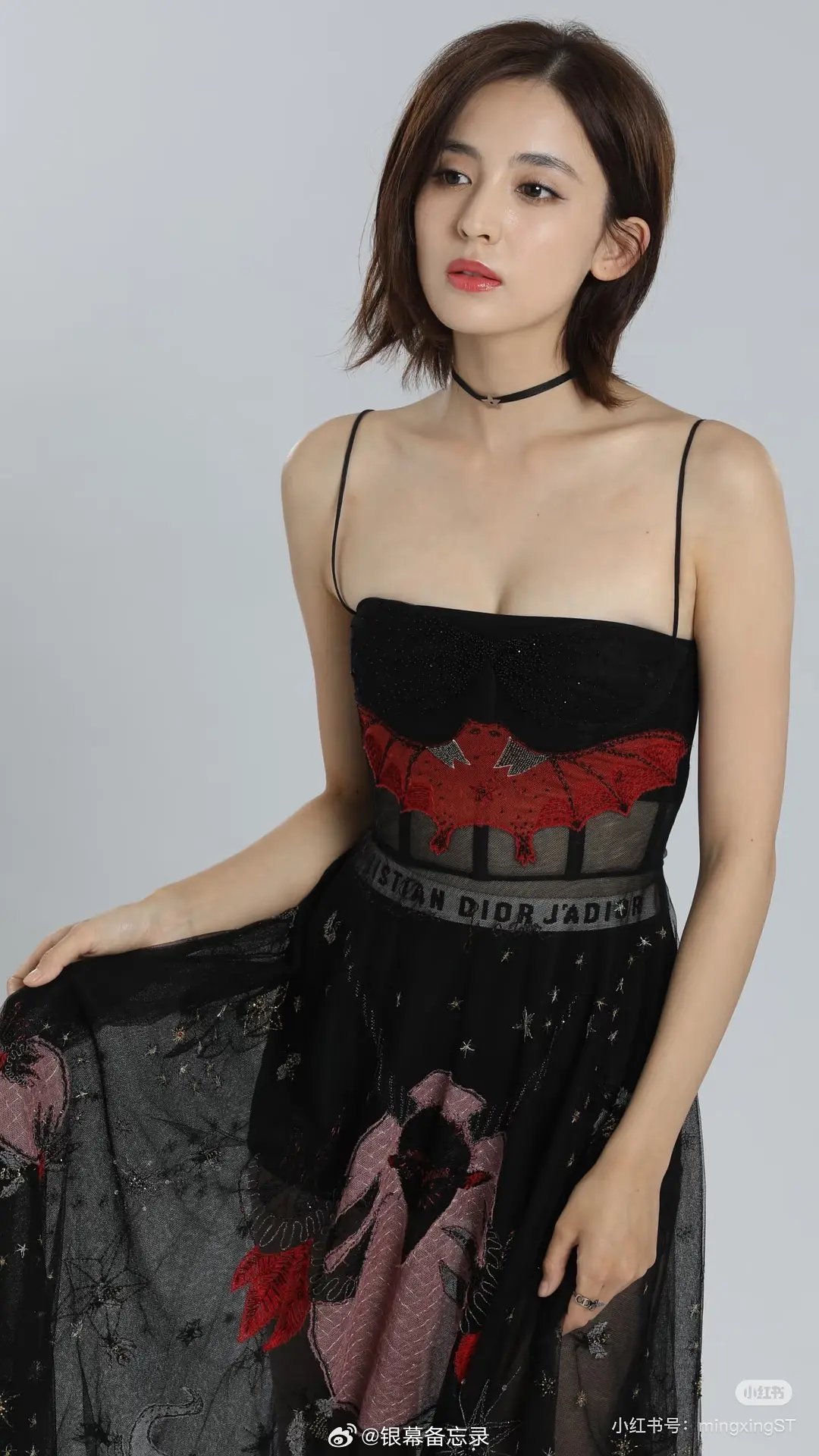 已经很久这样了，从那时候开始就完全没了黄种人该有的气质，全是。。。。