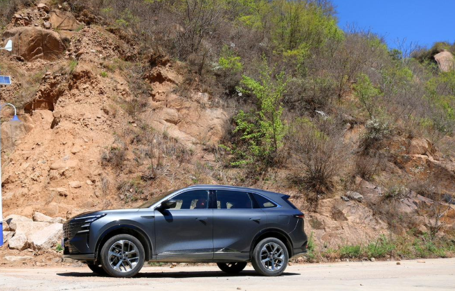 CS75PLUS你买这车后悔了吗?【选车经历】下面我来讲讲选这款车的经历。当时