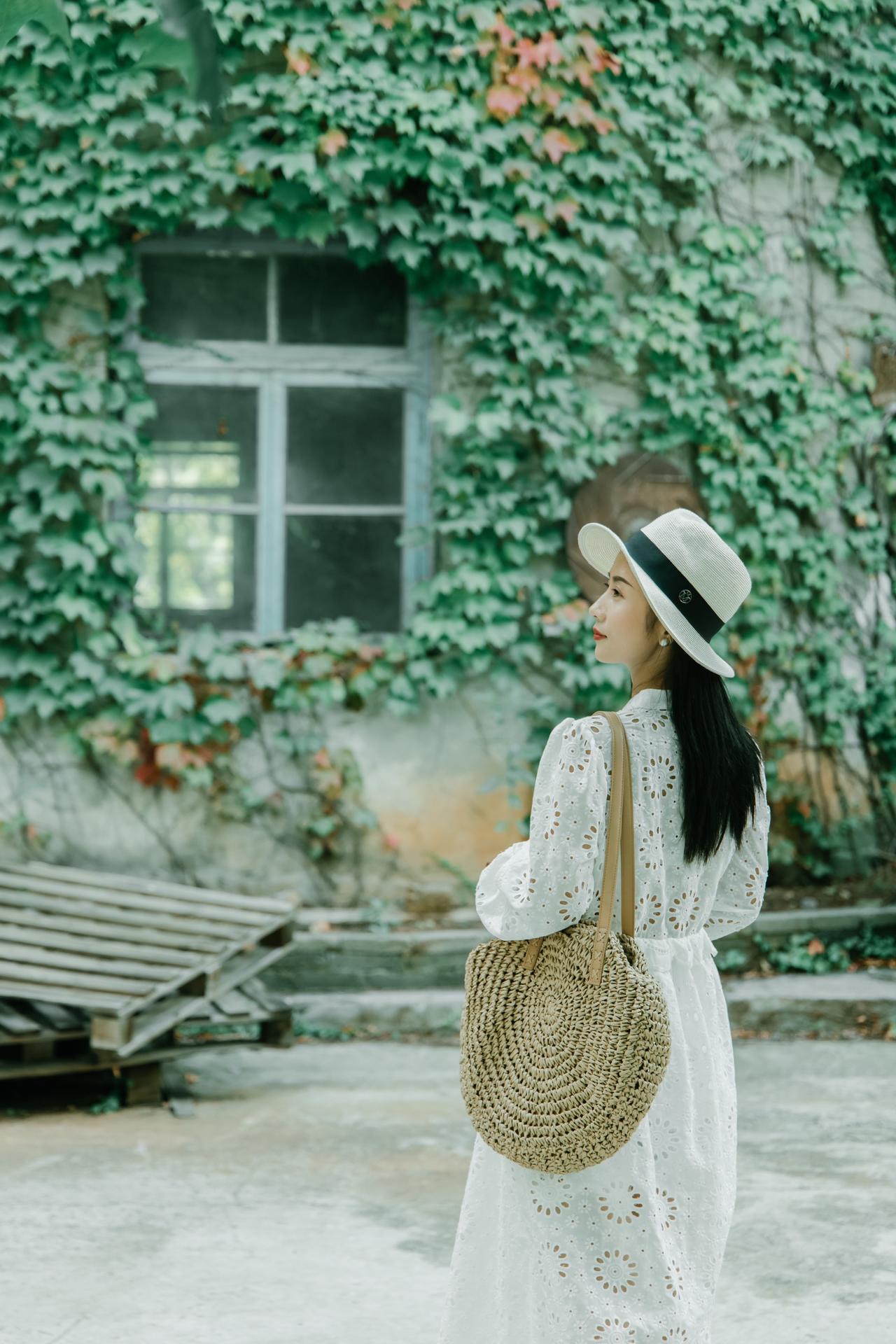 抓住秋天的最后一缕绿秋天人像人像摄影户外人像写真